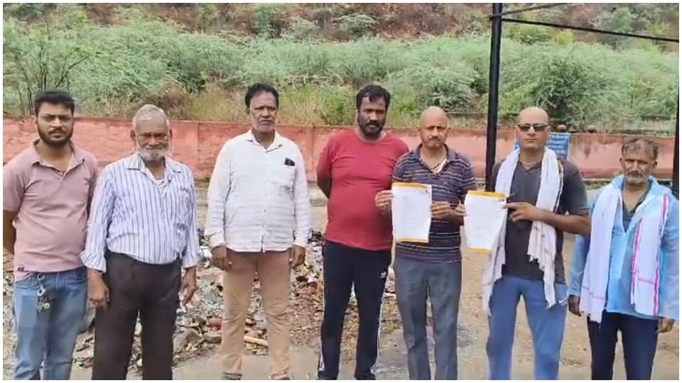 Dead bodies missing from Alwar crematorium, family members demand action against corporation employees