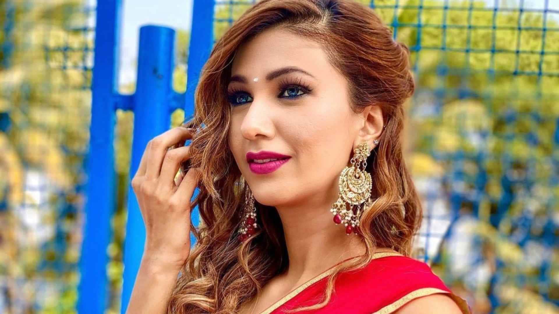 Shehnaaz Gill To Rakhi Sawant These Bigg Boss contestants accused of arranging fake marriages