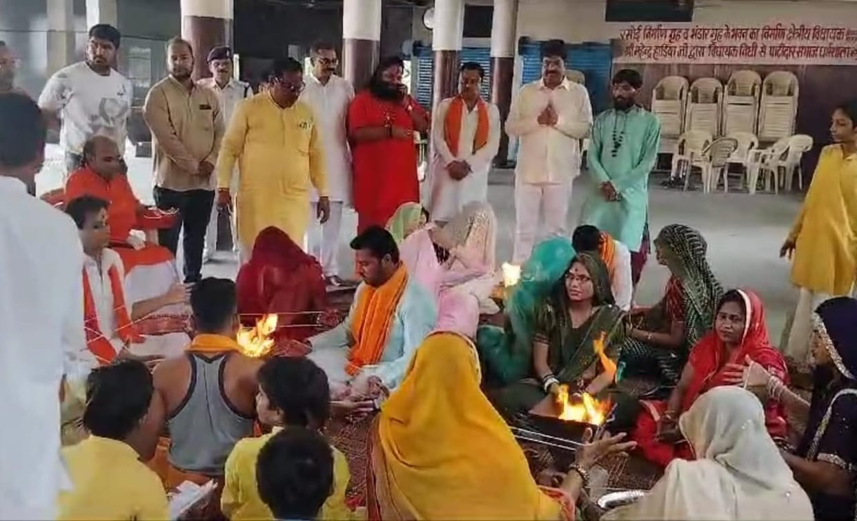 Indore: Hindu organization claims - 30 Muslims converted, administration does not have information