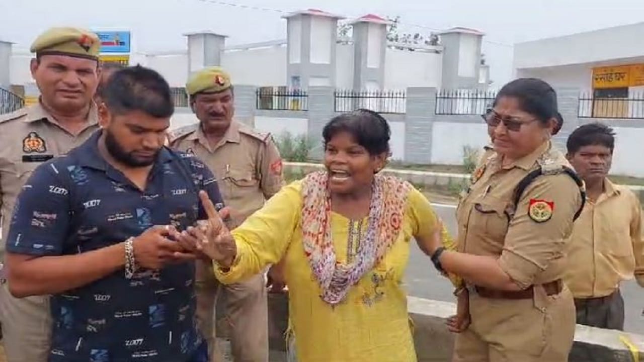 Bareilly firing case accused resort demolished in bareilly