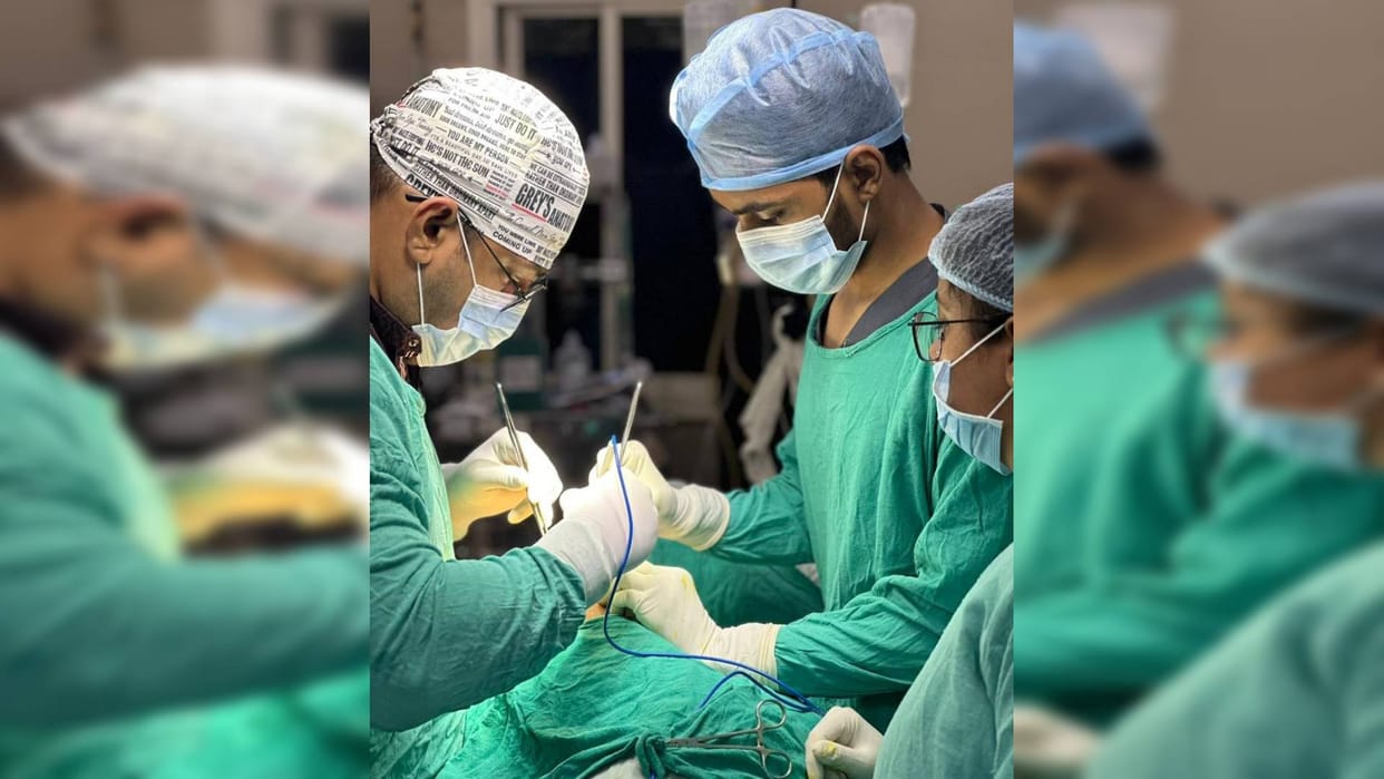 girl was shot in head while playing in Lucknow Doctors performed complex operation to save her life