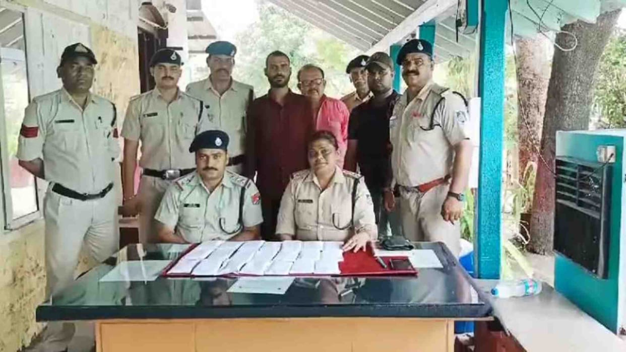 Sagar News: Accused of stealing mobile phones in trains arrested
