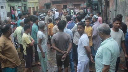 Waterlogging in Moradabad in pictures: Difficult to move on the road, vehicles stuck at many places