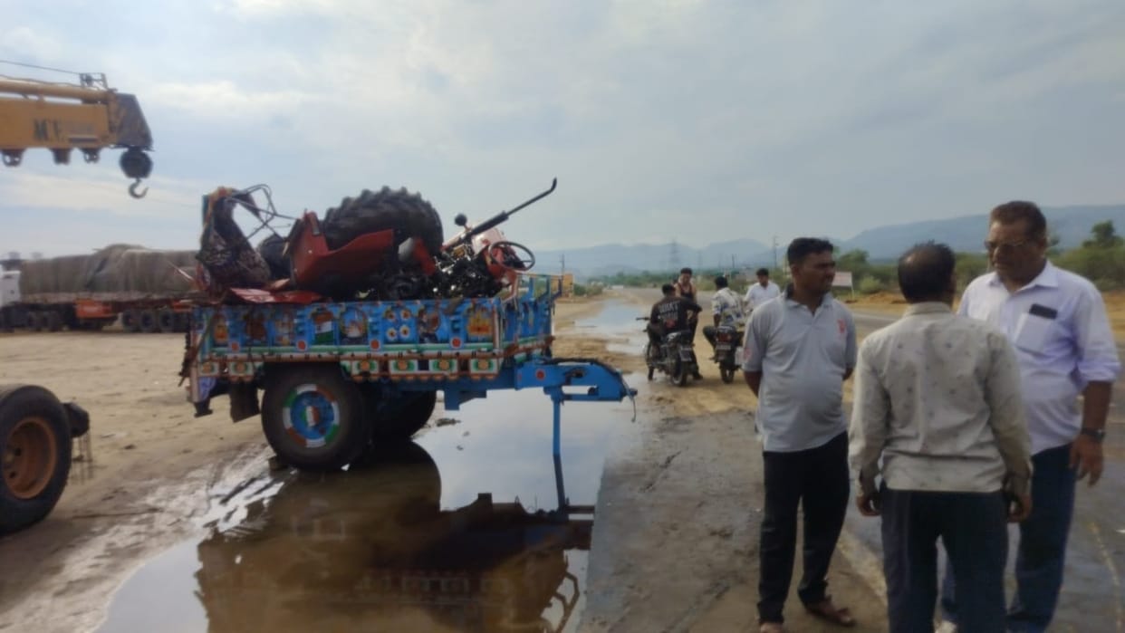 Ajmer News: Head-on collision between tractor and trolley near Pushkar, tractor driver died