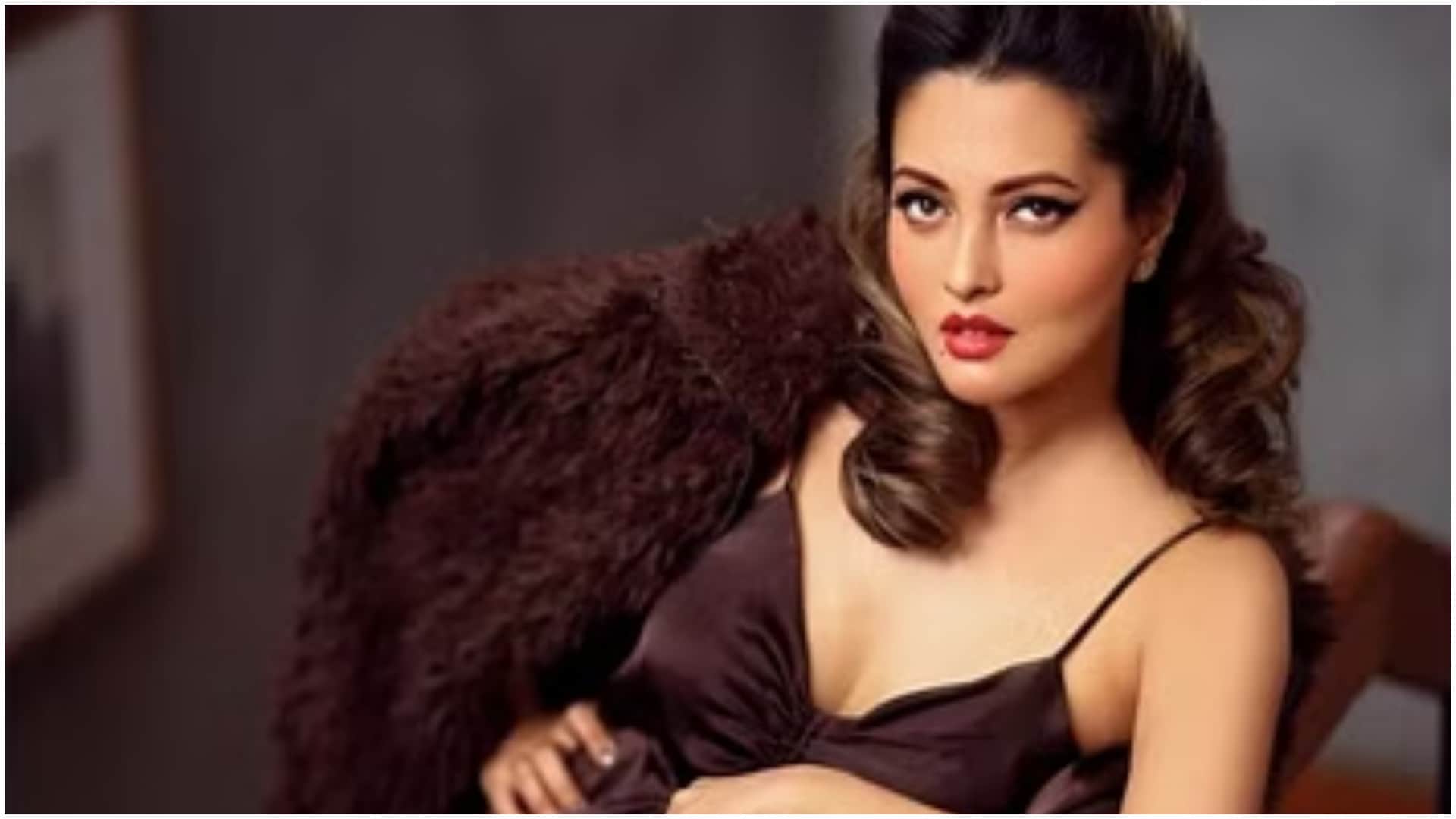 Bollywood Stars Used Mother’s Surname Sanjay Leela Bhansali Aditi Rao Hydari Samantha Ruth Prabhu