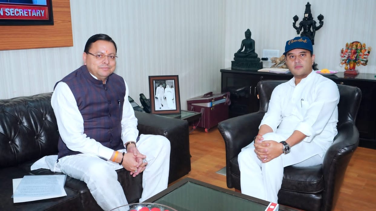Uttarakhand CM Dhami raised issue of 257 mobile towers not been installed to Communication Minister