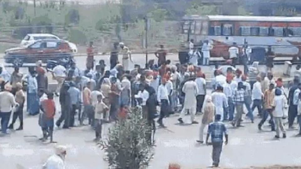 fight between PRTC conductor and nijjarpura toll plaza employees in Amritsar