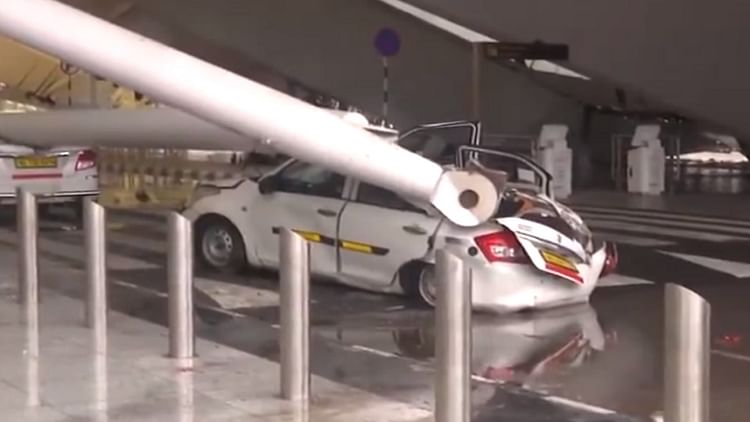 Igi Airport Roof Collapsed Many Flights Suspended And Passengers Expressed Displeasure – Amar Ujala Hindi News Live