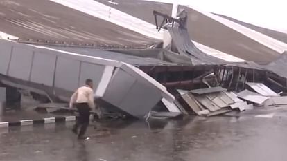 Delhi Rain Update Due to rain Delhi airport roof collapsed