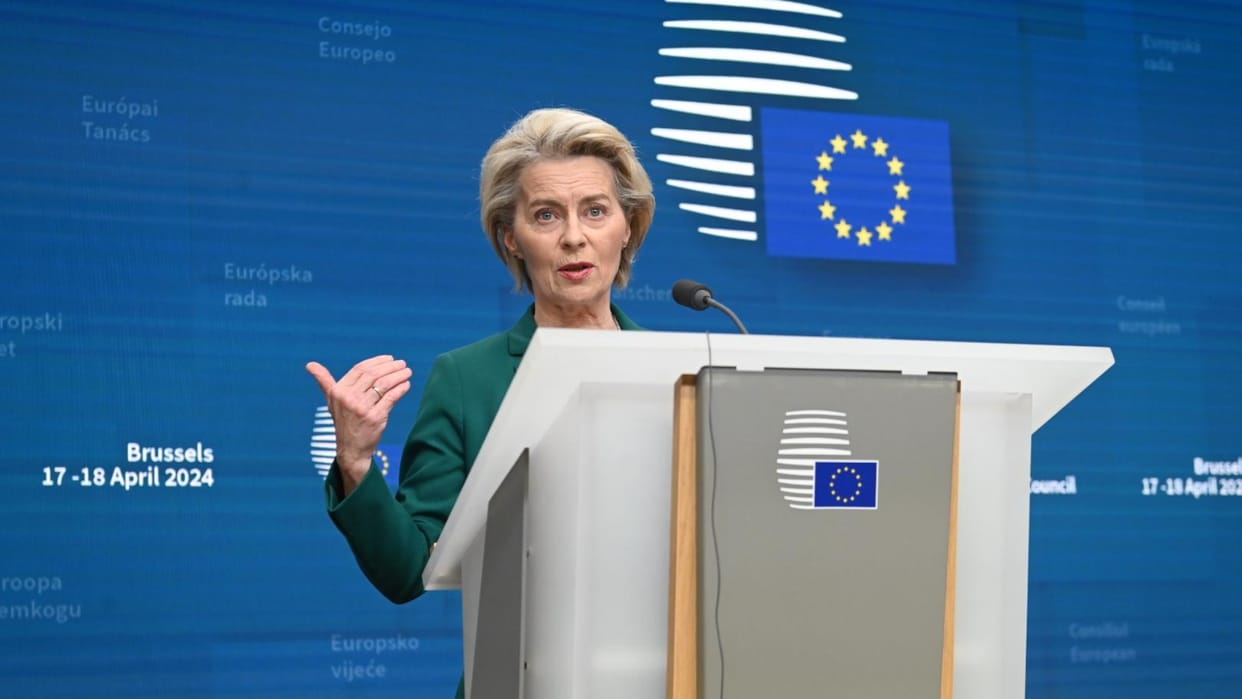 EU: European Union leaders trust von der Leyen, elected commission chief for the second time