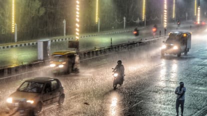 Haryana Weather: उत्तरी जिलों में कम बरसा मानसून, जानिए अभी कम वर्षा का क्या कारण, आगे कैसा रहेगा मौसम Haryana Weather: Monsoon rains less in northern districts, know the reason for less rainfall