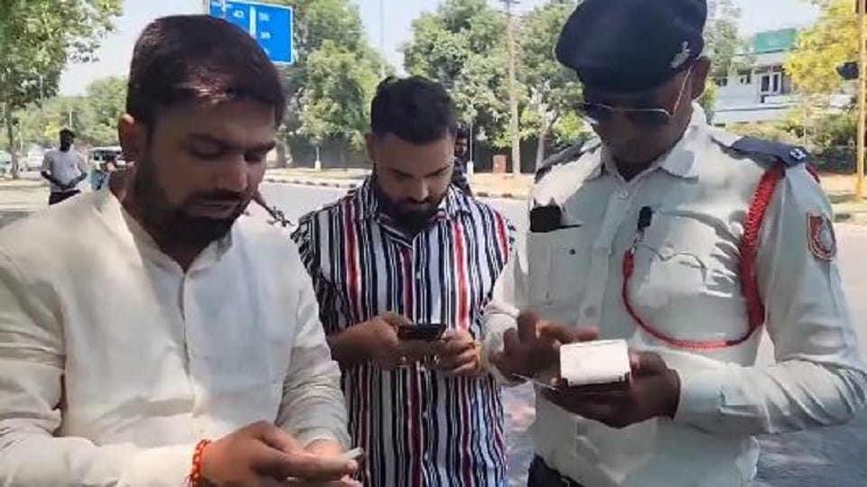 Bihar youtuber manish kashyap car challan in Chandigarh