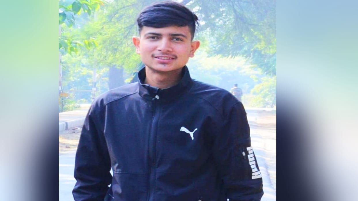 Aman sharma will represent the country in the international para badminton competition