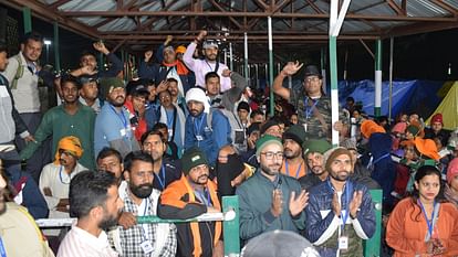Amarnath Yatra: आरंभ हुई श्री अमरनाथ यात्रा... मंत्रमुग्ध कर देंगी आस्था और रोमांच के सफर की तस्वीरें Amarnath Yatra 2024 Begins First Batch of Pilgrims Leave For holy Cave Shrine
