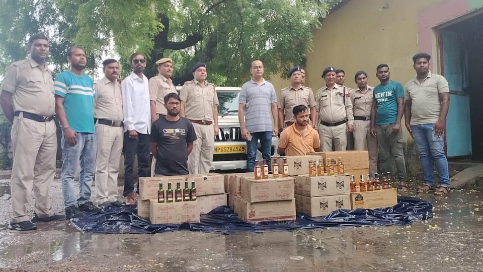 Interstate liquor smuggler arrested huge amount of English liquor seized  in Korba