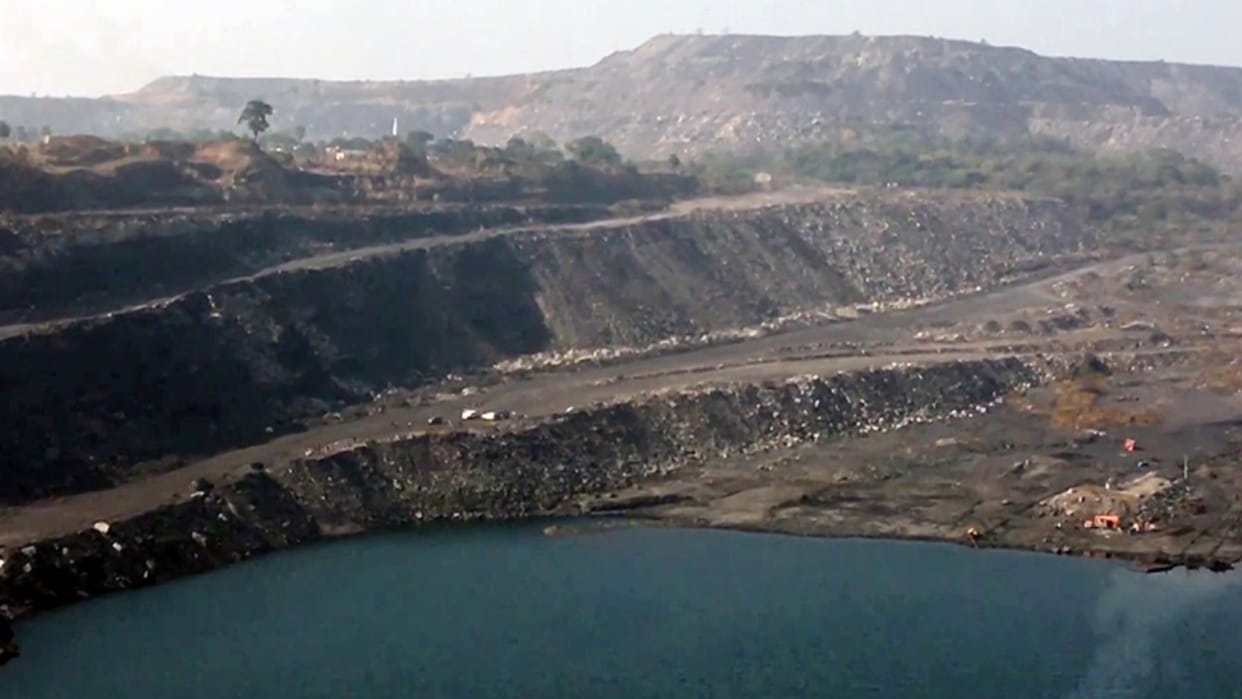 Coal mine collapses second time in week in Balochistan, two workers killed, six rescued; investigation started