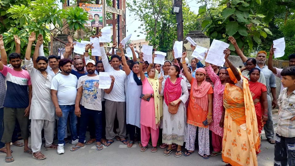 People protest against eviction notice in rudrapur