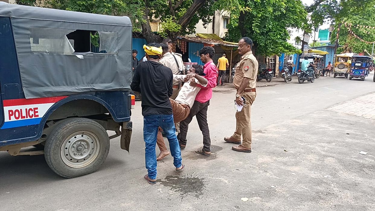 Hamirpur: Complainant consumed poison in police station, dies