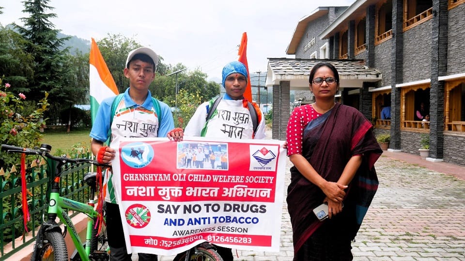Krishna and Aditya set out on a bicycle journey to make the society drug free in pithoragarh