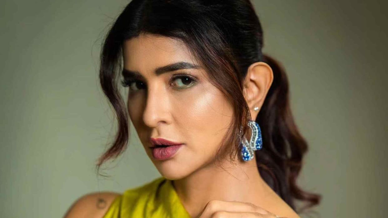 Lakshmi Manchu on celebs entourages compares hollywood to indian cinema and give suggestion