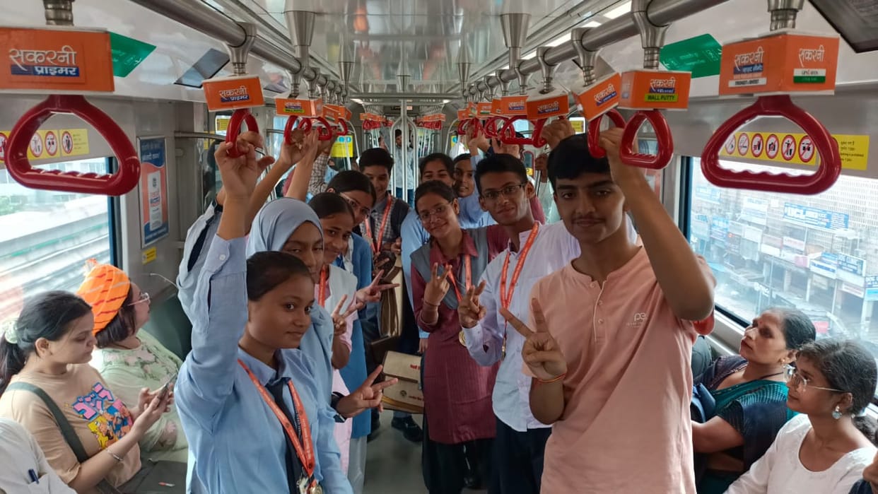 Medhavi Samman Samaroh: students travel in Lucknow Metro.