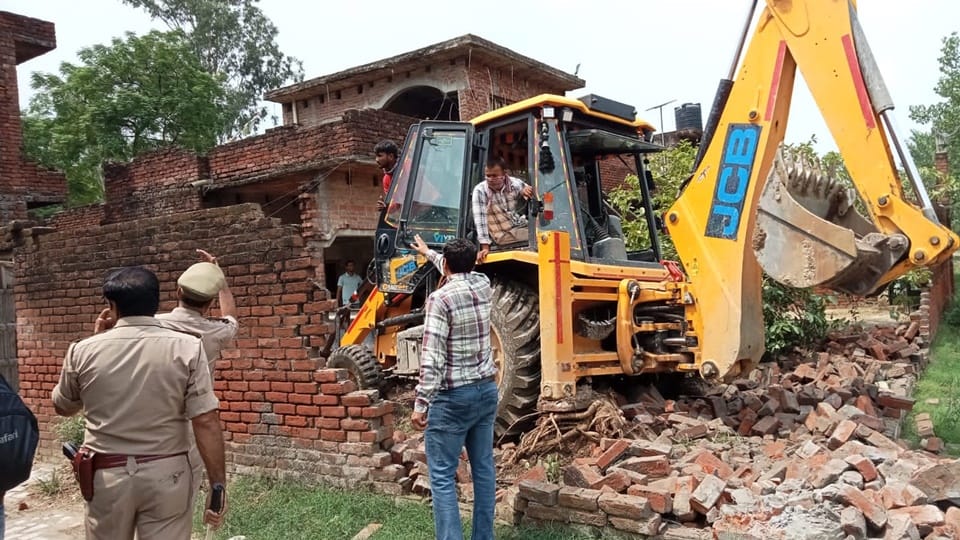 Moradabad: Information about the incident reached Lucknow, bulldozers arrived to demolish the house