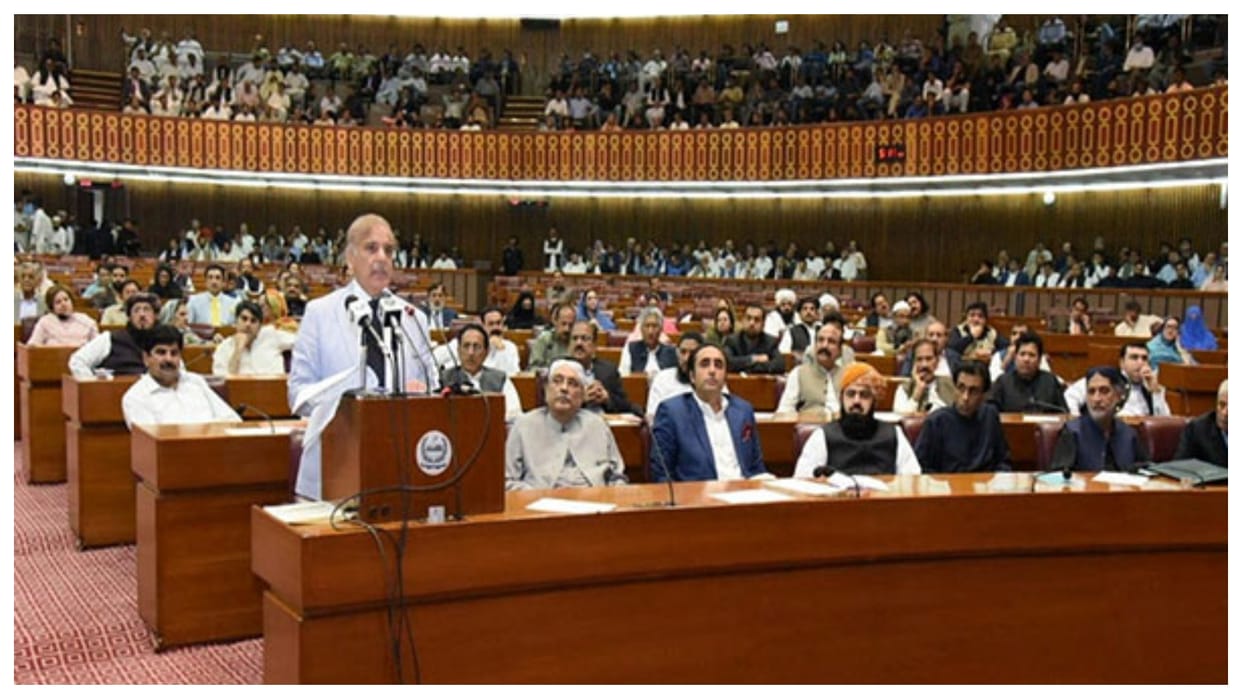 Pakistan parliament passes resolution urging India to hold plebiscite in Kashmir