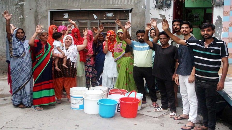 Outrage over drinking water crisis in Aligarh