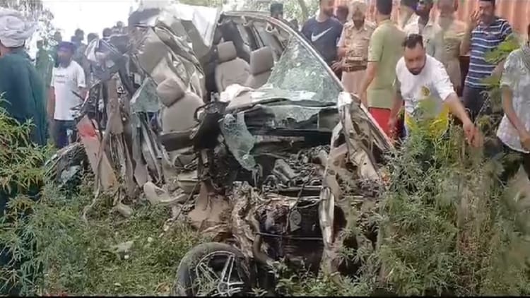 Tragic Accident In Punjab, Car And Truck Collide On Tanda Road, Four People Including Woman And Child Die – Amar Ujala Hindi News Live