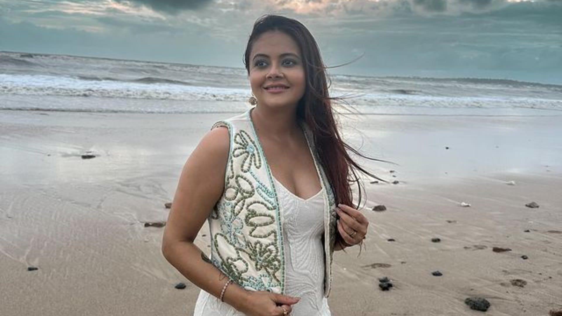 Devoleena Bhattacharjee has broken silence on her pregnancy rumours issued a statement on social media