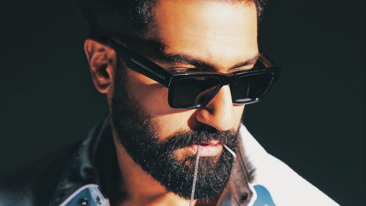 Bad Newz actor Vicky Kaushal ever get proposed by two girls at same time says ek ne bola aur fir