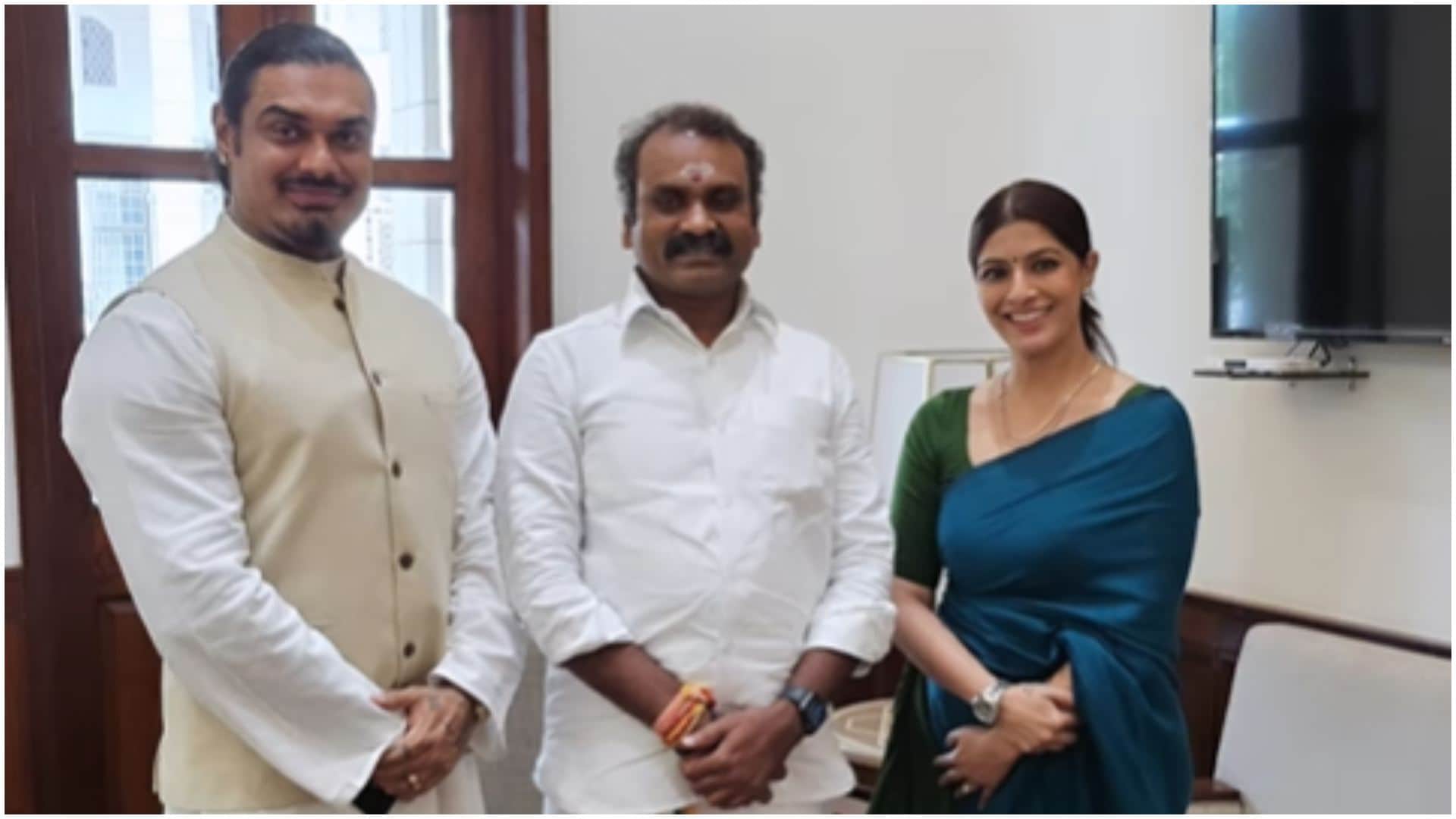 south actor Varalaxmi Sarathkumar and fiance Nicholai Sachdev extended her wedding invite to PM Narendra Modi