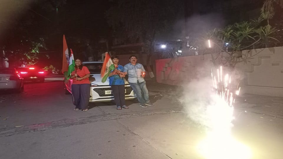 T20 World Cup 2024: Sky colored with fireworks in Agra