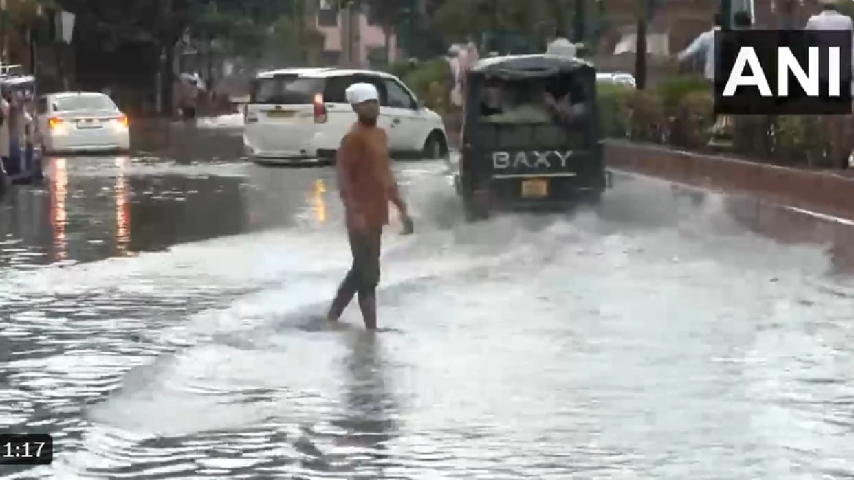 Effect of monsoon in Punjab, Waterlogging in Amritsar after rain, people get relief from heat