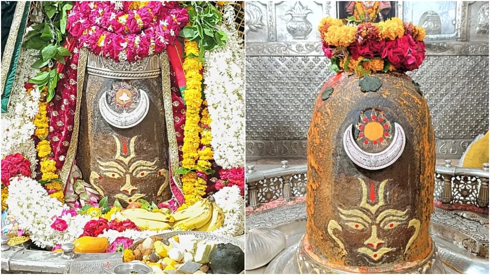ujjain news : Baba Mahakal dressed in Bhasmarti wearing Vaishnav tilak and sun and moon on his head
