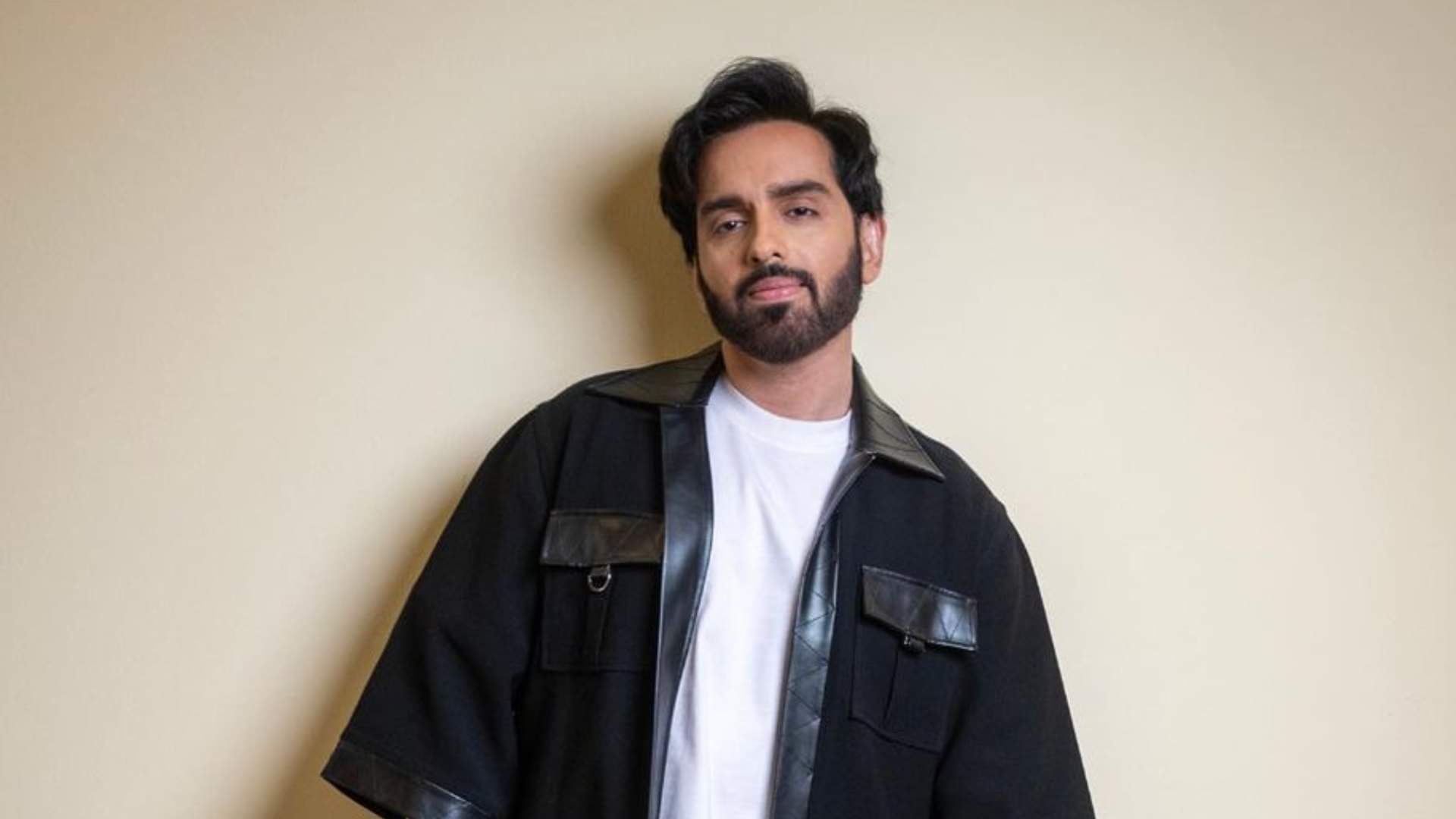 Sonakshi Sinha did not celebrate rakshabandhan with Luv Kussh Sinha actress enjoying honeymoon with zaheer