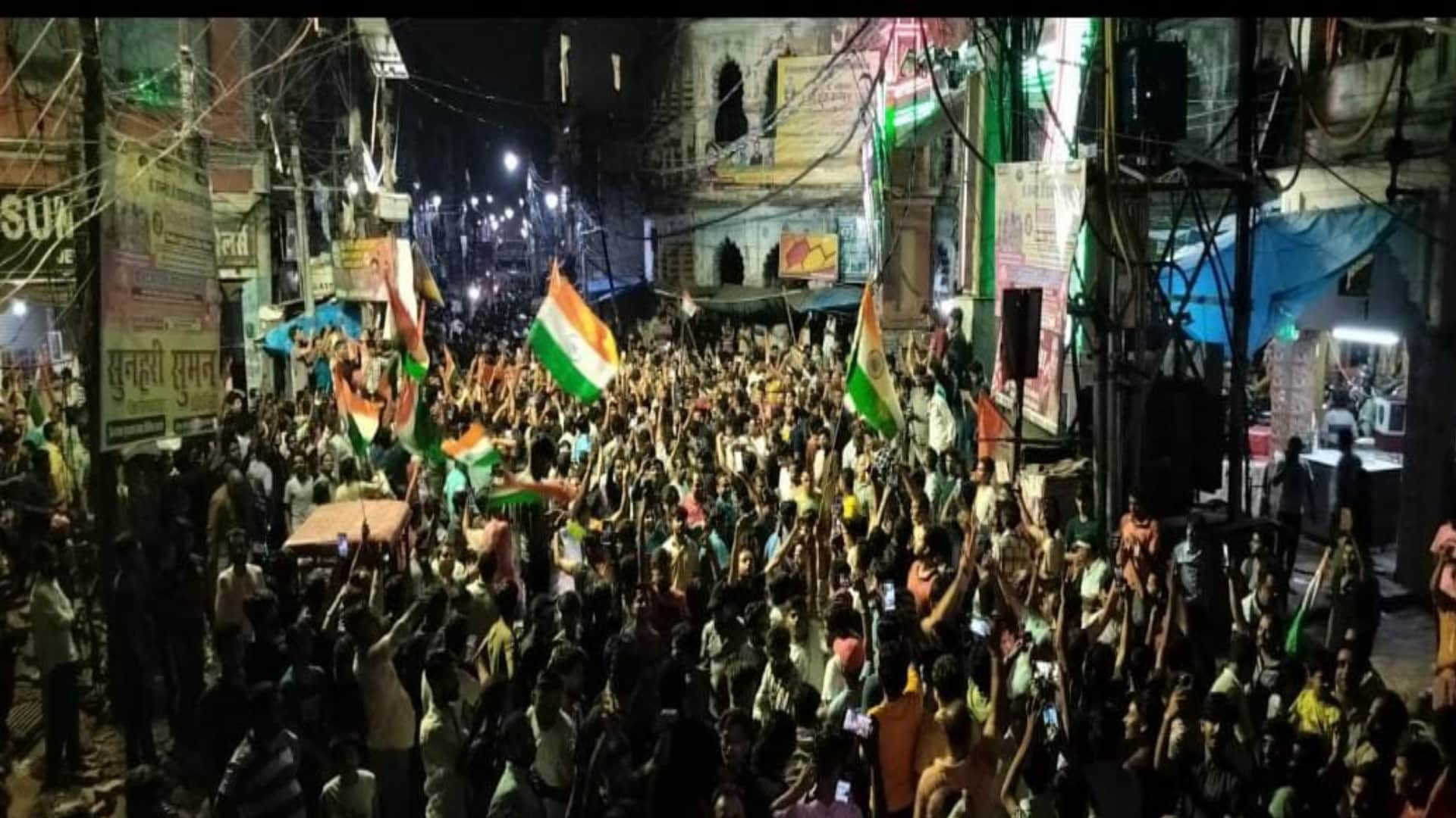 T-20 World Cup: Diwali in Sangamnagar after India's victory, sky becomes colorful with fireworks