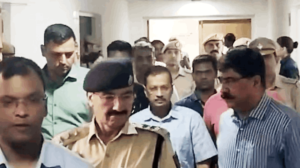 Hearing in Delhi High Court on Arvind Kejriwal's bail plea in CBI case