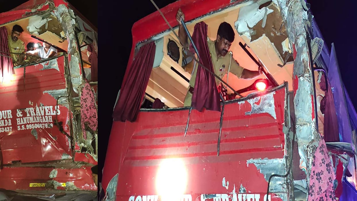 Etawah: truck hit a bus full of devotees on the expressway, one dead, nine injured