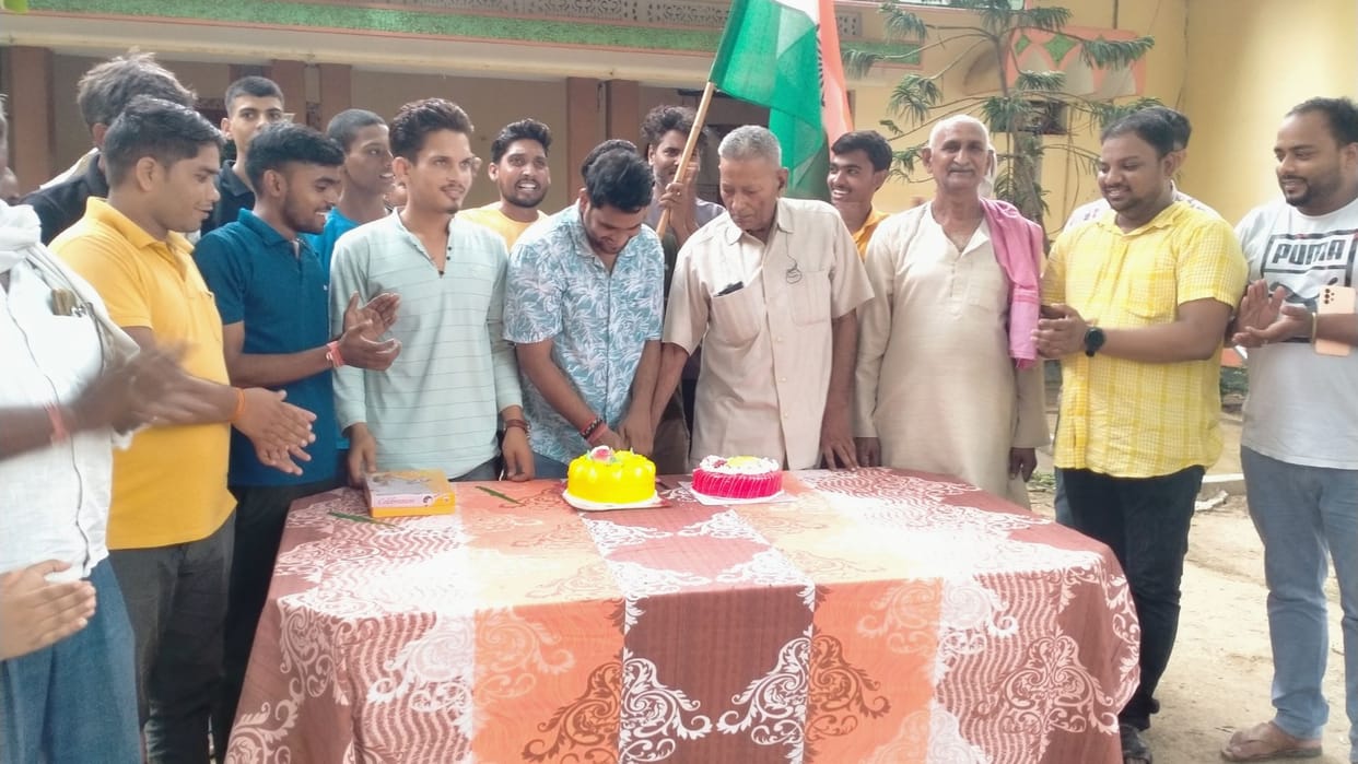 T20 World Cup Celebrations held at Suryakumar Yadav house in ghazipur grand father said my Surya keep shining
