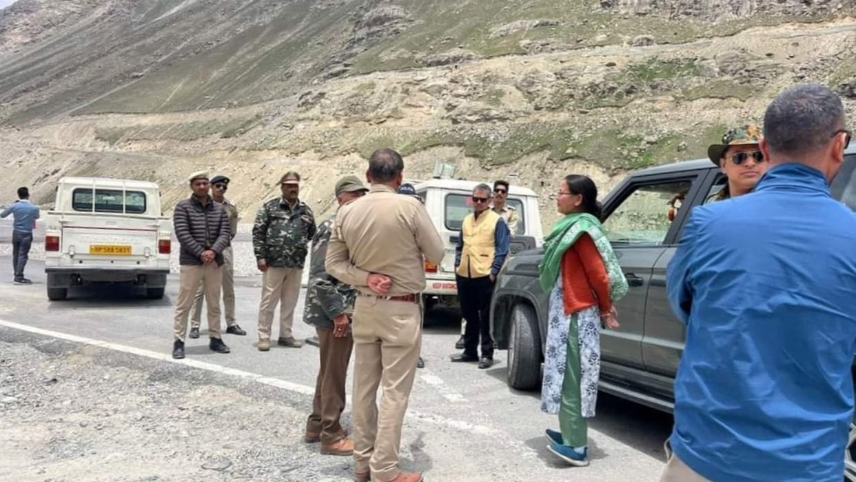Border dispute of Sarchu and Shinkula MLA Anuradha Rana visited the spot