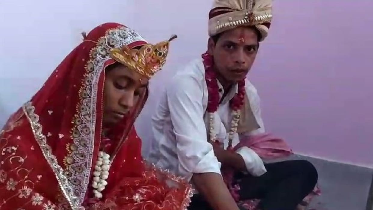 Delhi Muslim girl converted to Hinduism and married with lover in Bareilly