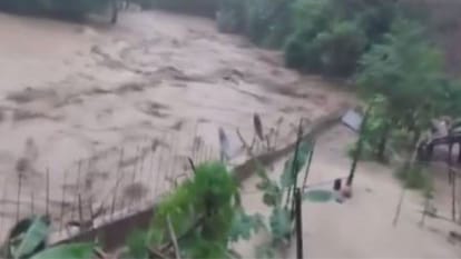 अरुणाचल प्रदेश के कई जिलों में भूस्खलन और बाढ़ का कहर