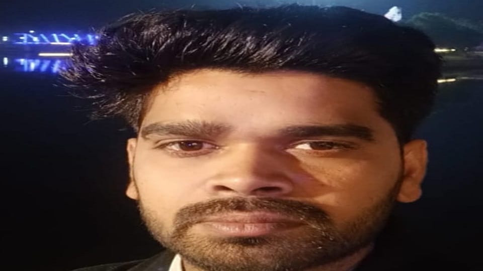 सड़क हादसे में युवक की मौत
