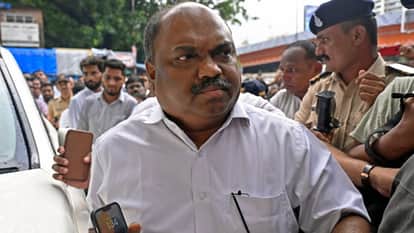 शिवसेना-यूबीटी नेता अनिल परब