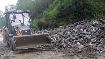 Rudraprayag-Gaurikund Highway debris fell from the hill in Fata rain roads closed Chamoli tharali Dewal