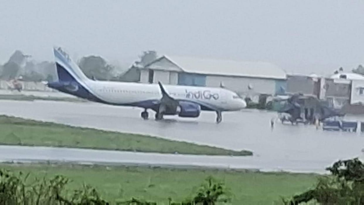 Dehradun Heavy Rainfall Air traffic affected at airport many flights kept circling in sky