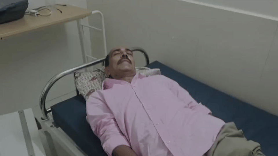 clash between punjab police SHO and ASI in Pathankot injured admitted in hospital