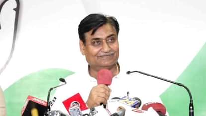 कांग्रेस के अध्यक्ष गोविंद सिंह डोटासरा।