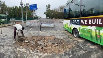 monsoon first rain Chandigarh madya marg road caved CTU bus stuck
